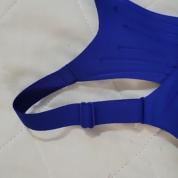 NWT All In Motion Bra - Picture 7 of 7